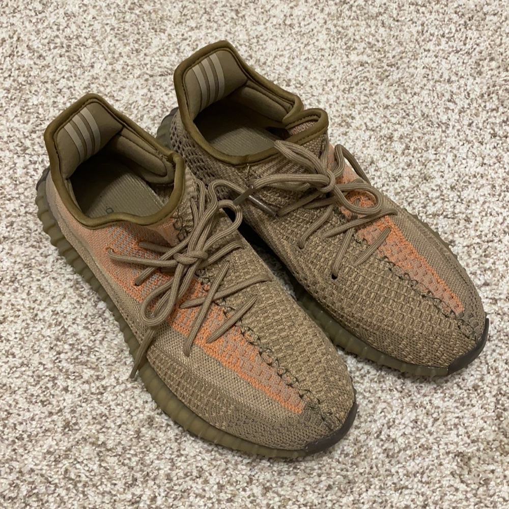 Yeezy Boost 350 V2 in Sand Taupe